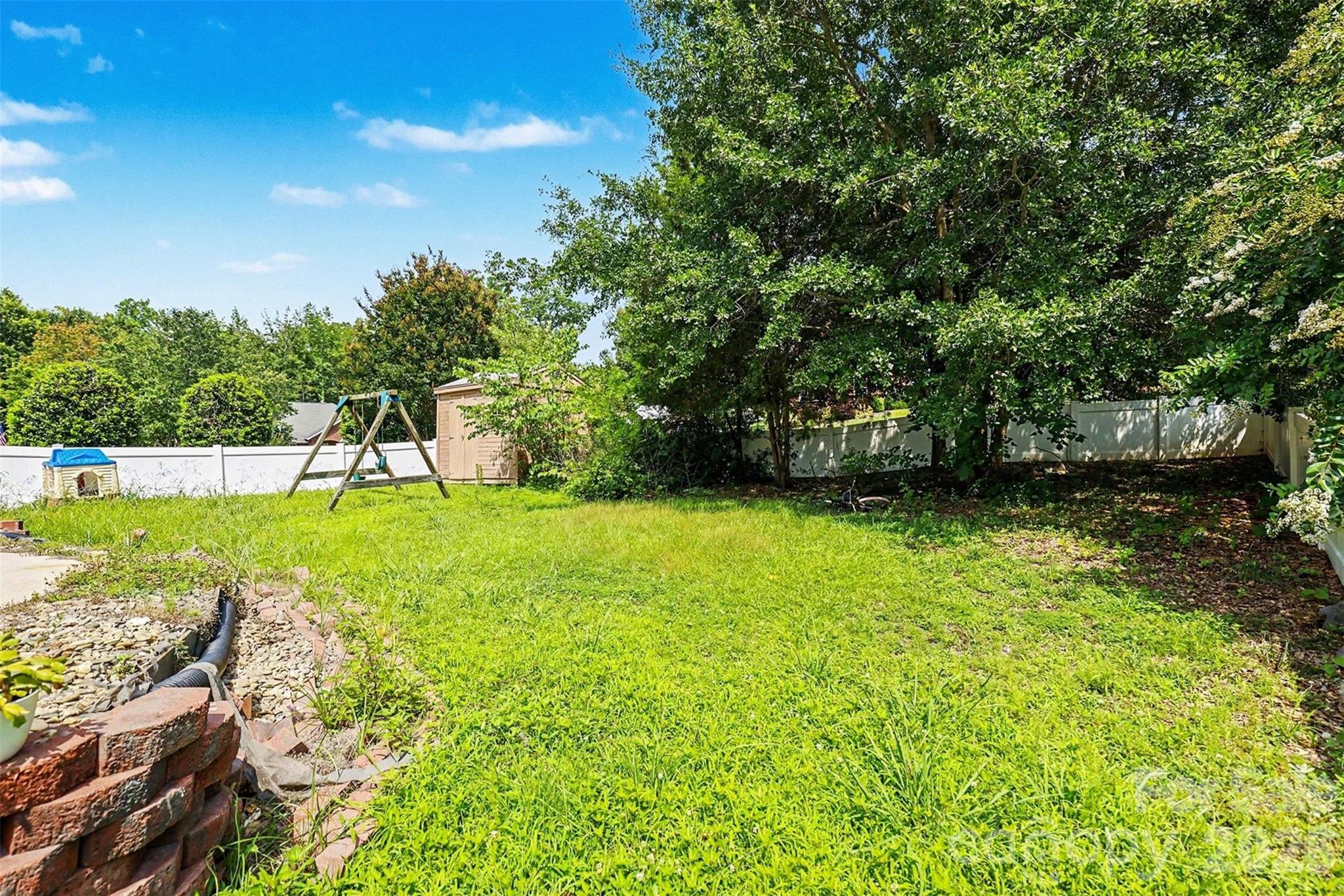 1318 Crown Ridge Drive Property Photo 28