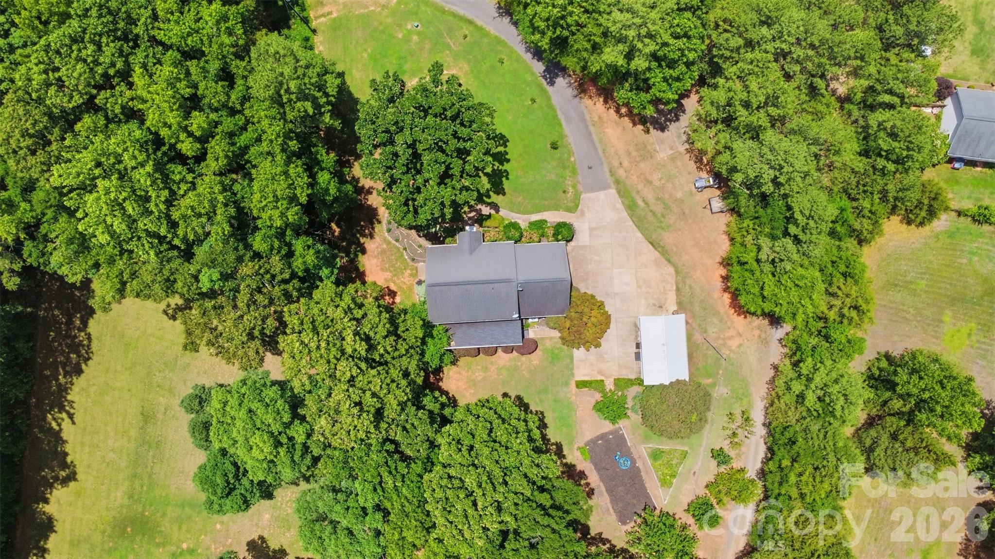 8301 Waxhaw Creek Road Property Photo 3