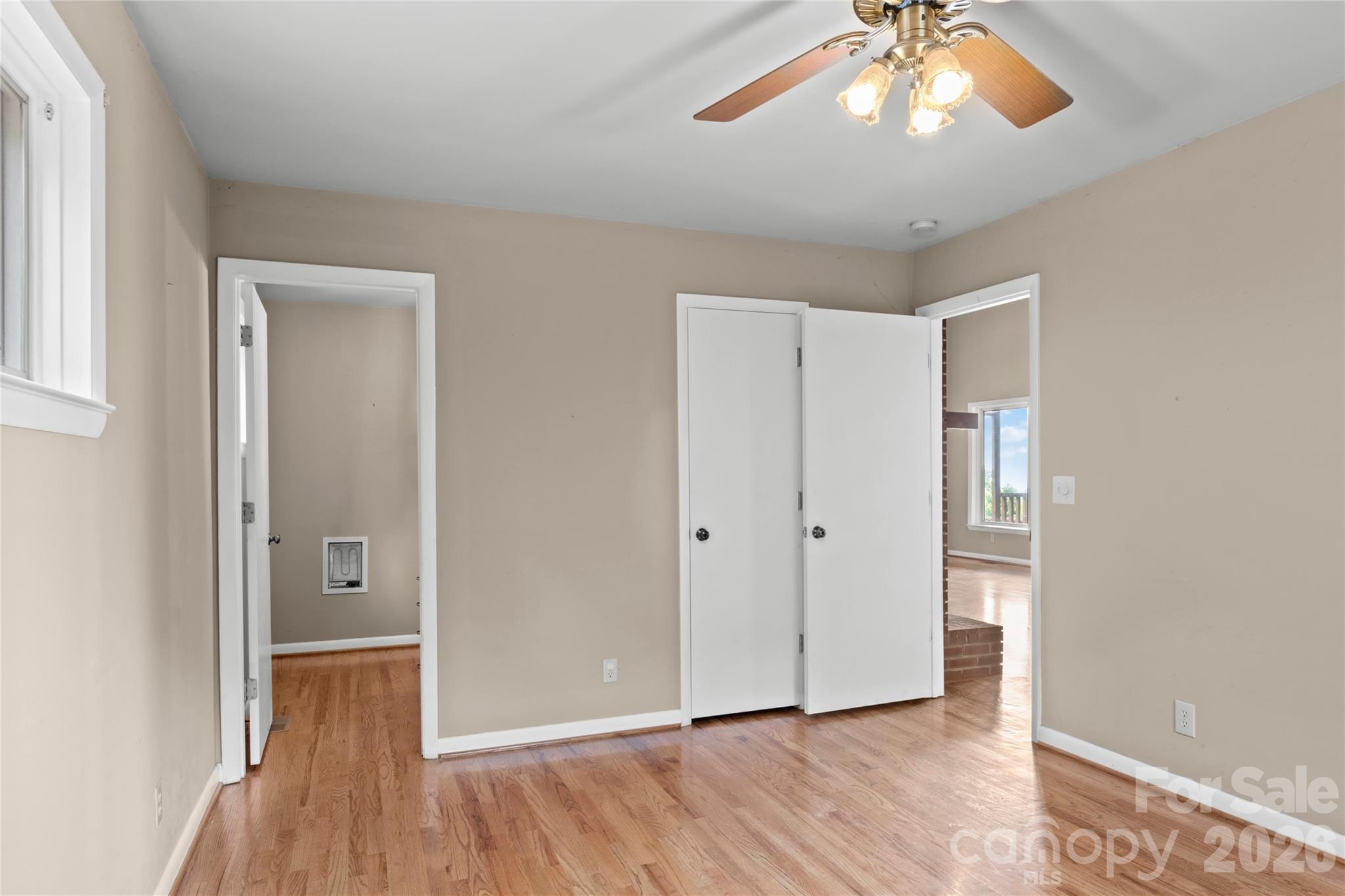 576 Lake Vista Drive Property Photo 21