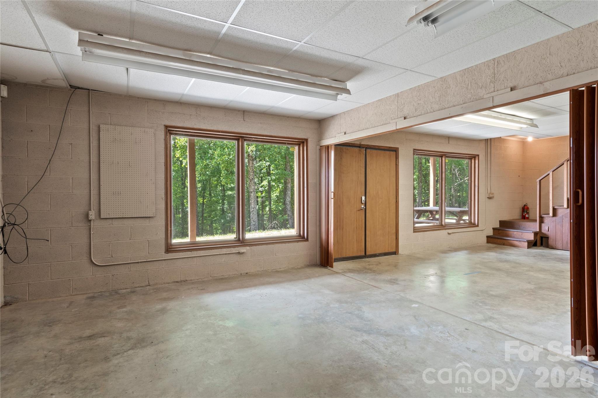 576 Lake Vista Drive Property Photo 34