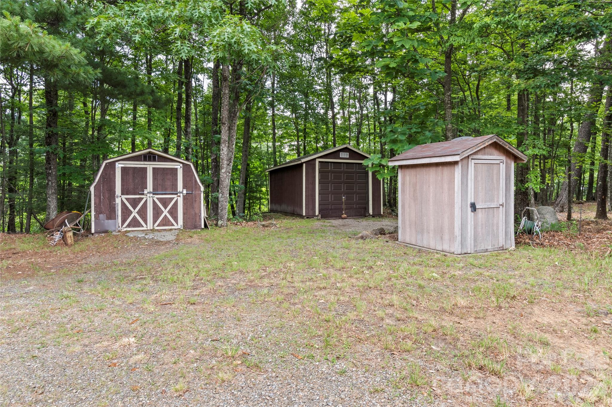 576 Lake Vista Drive Property Photo 39