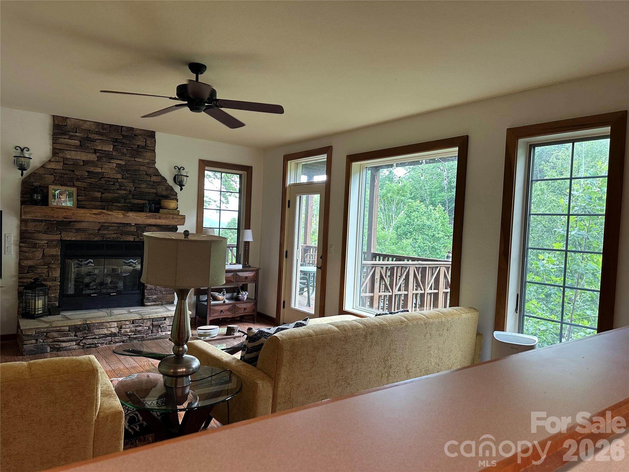 222 Creekside Way D/101 Property Photo 6