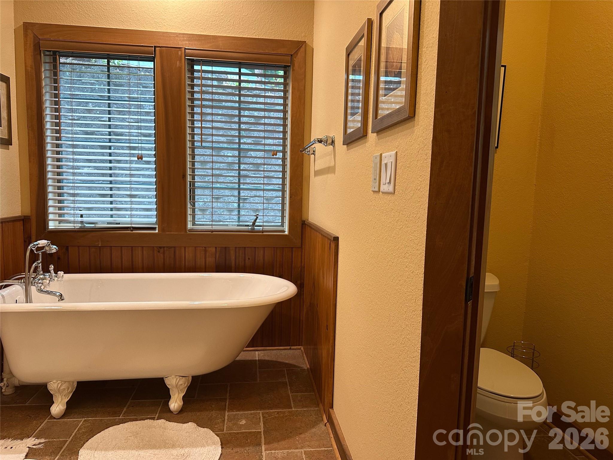 222 Creekside Way D/101 Property Photo 21
