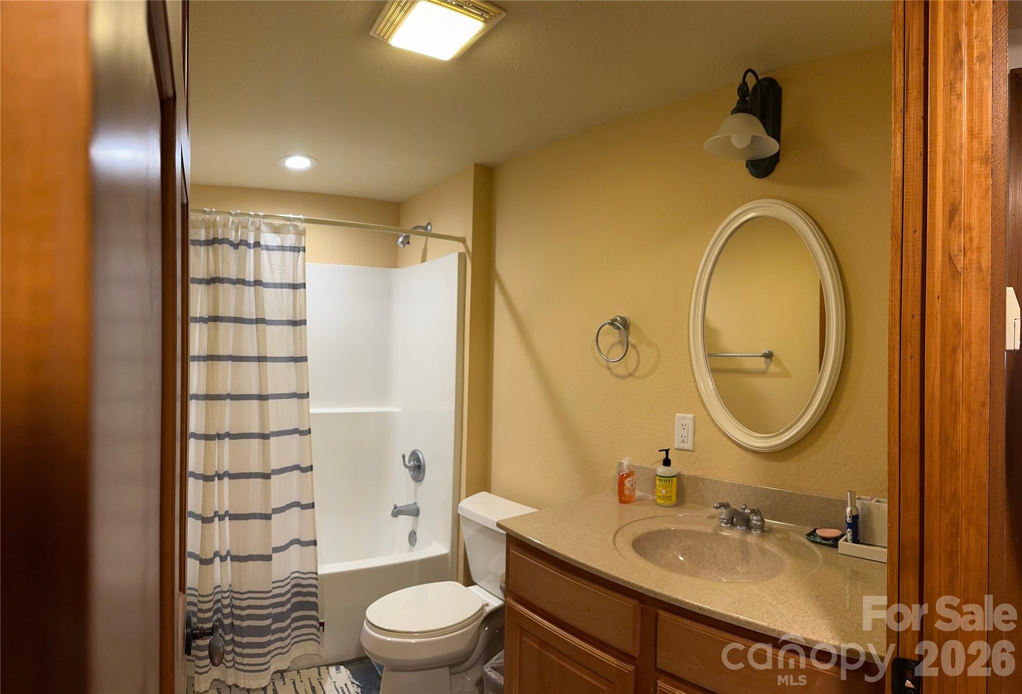 222 Creekside Way D/101 Property Photo 23