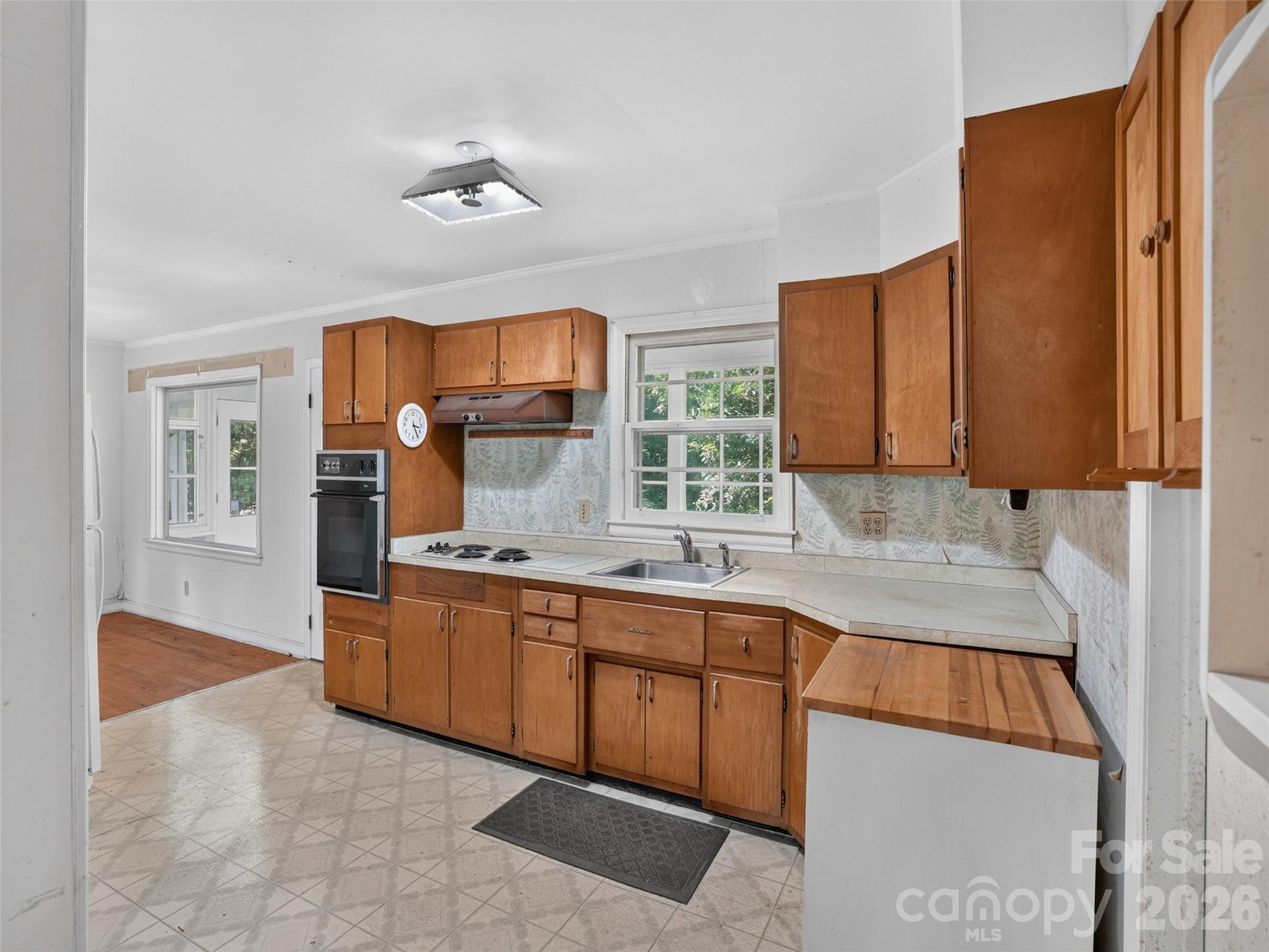 3112 Wesley Way Property Photo 16