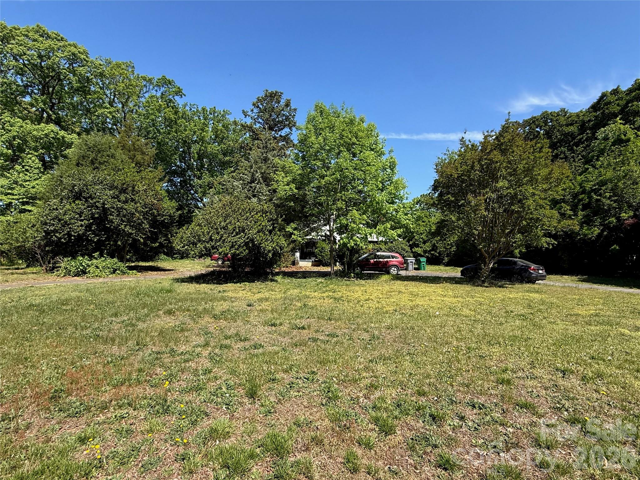 6629 The Plaza Property Photo 1