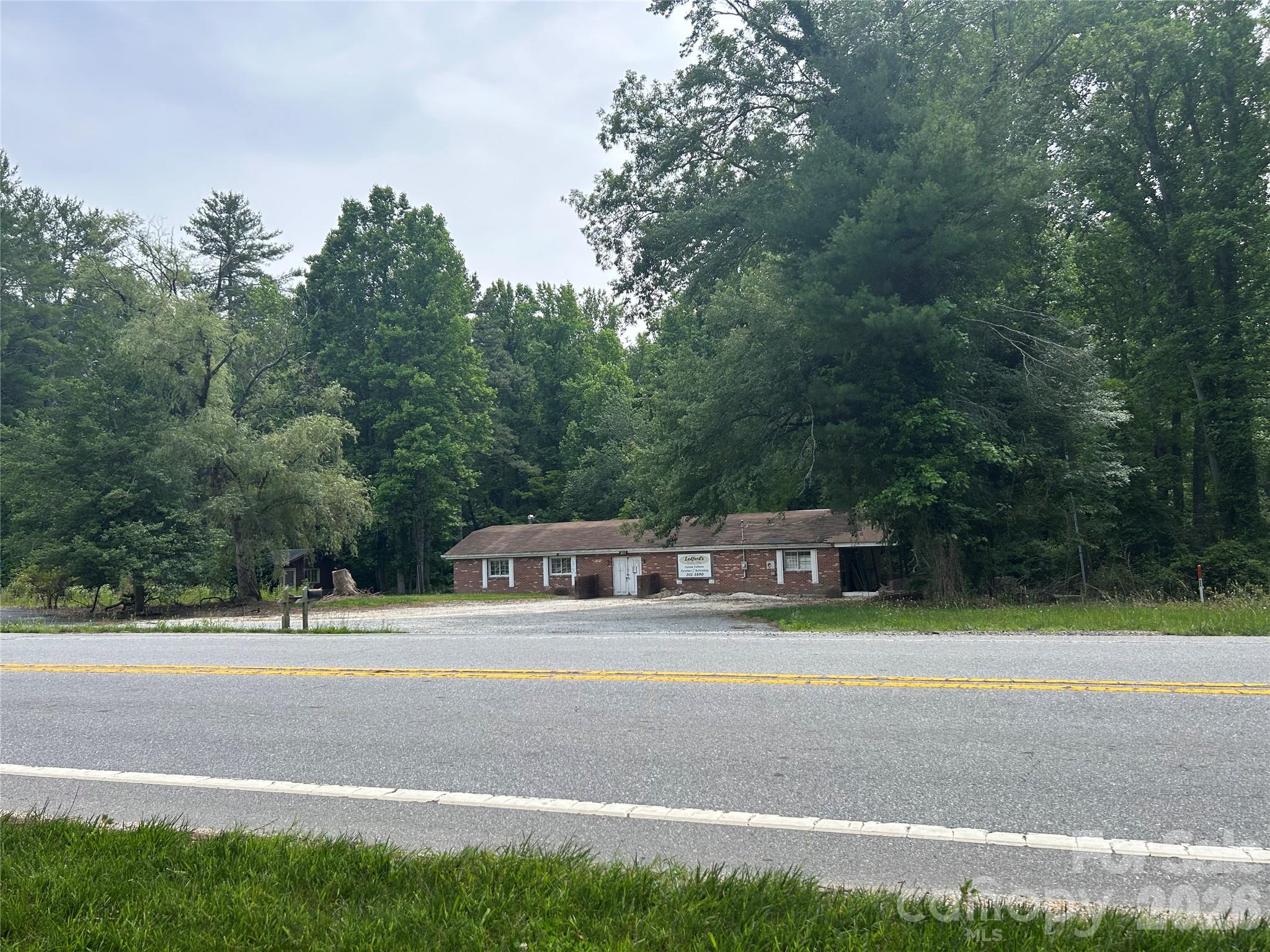 3177 Haywood Road Property Photo 2