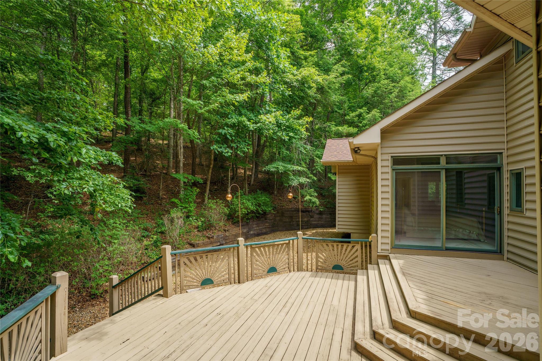 136 Rumbling Bald Road Property Photo 35