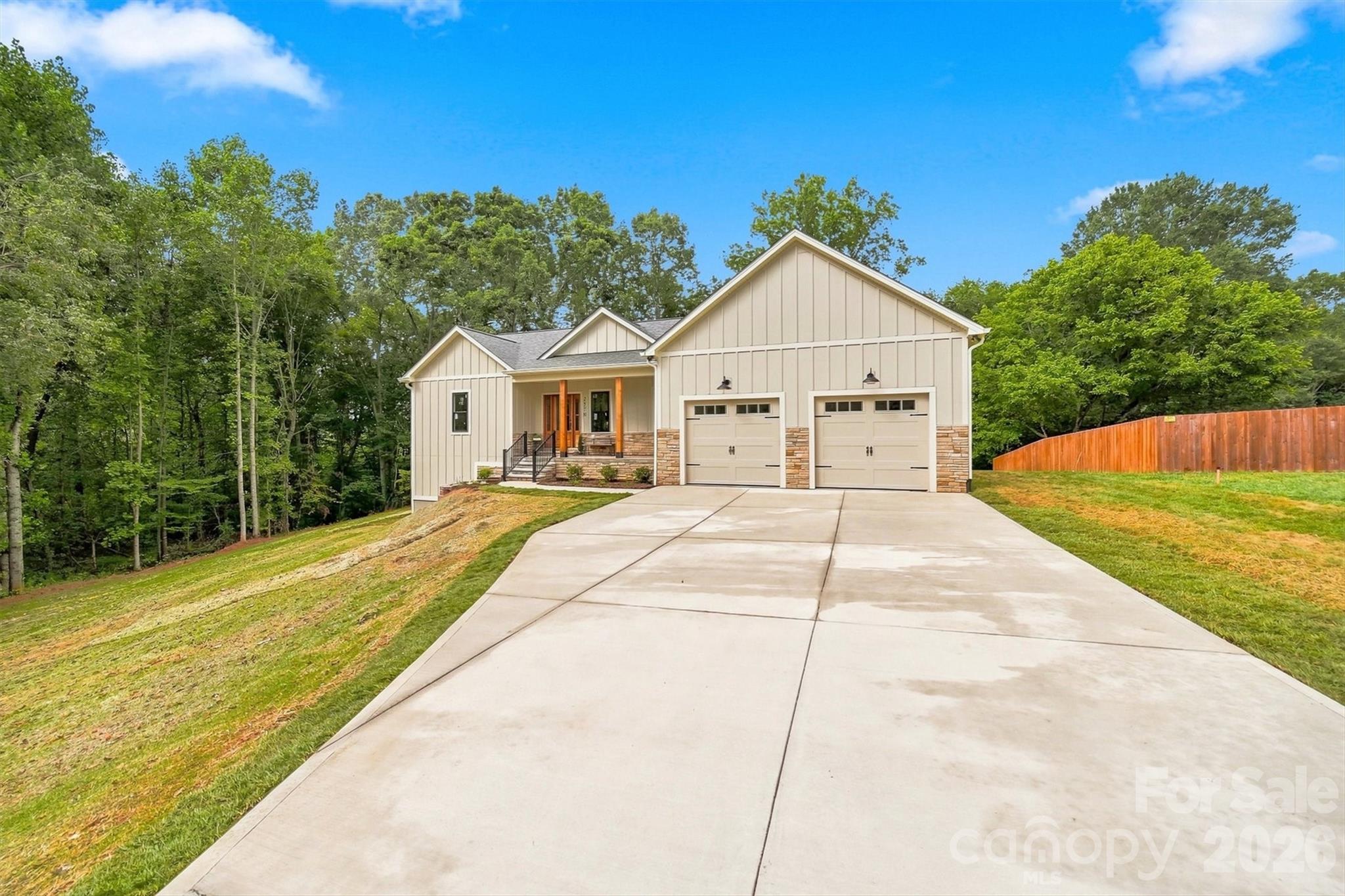 2578 Polo Lane Property Photo 4