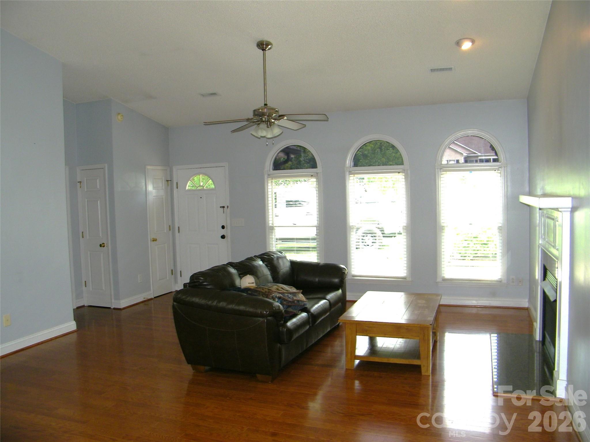 609 Redah Avenue Property Photo 12