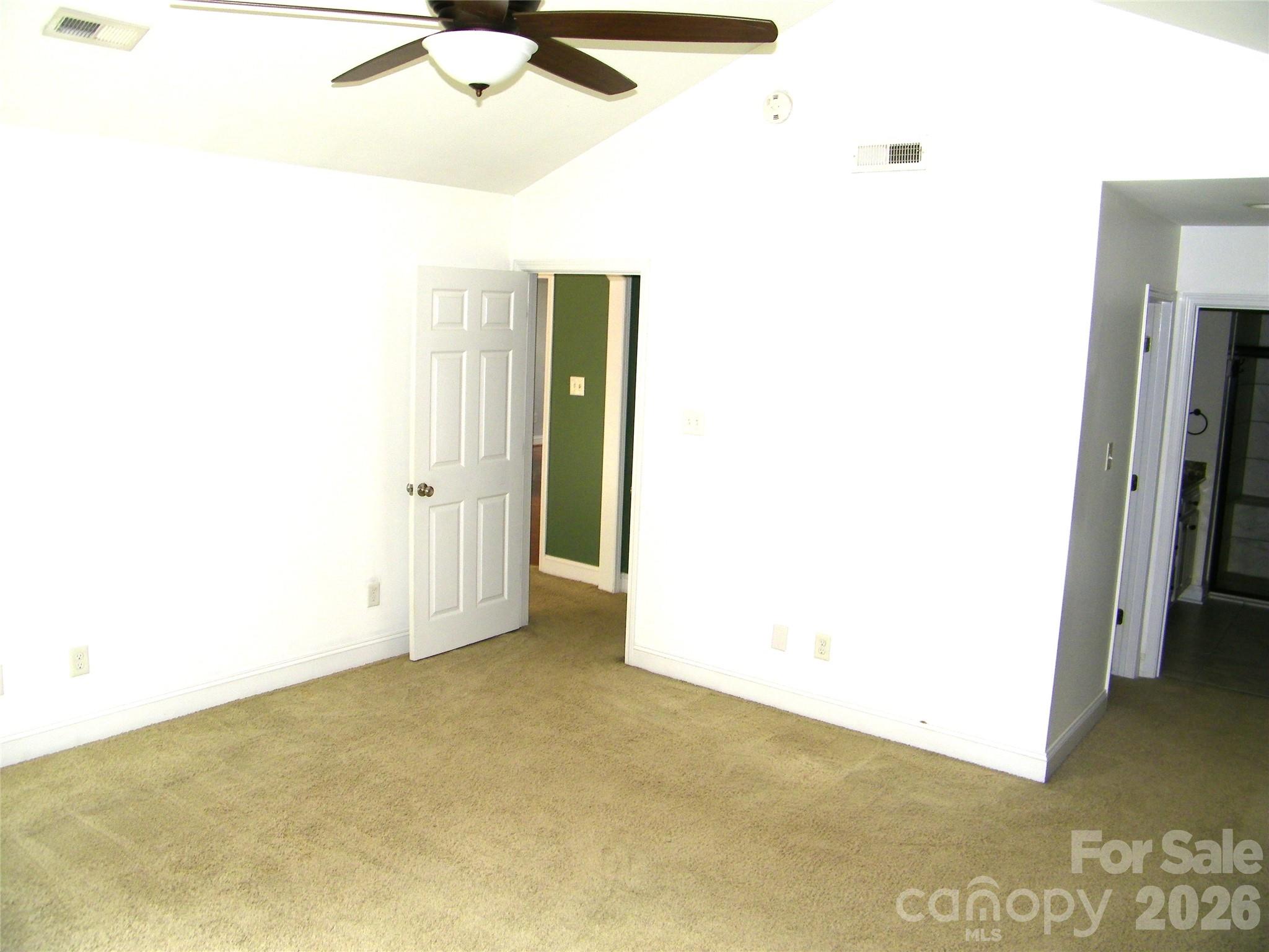 609 Redah Avenue Property Photo 18