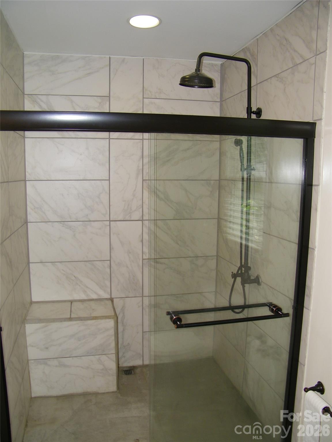 609 Redah Avenue Property Photo 23