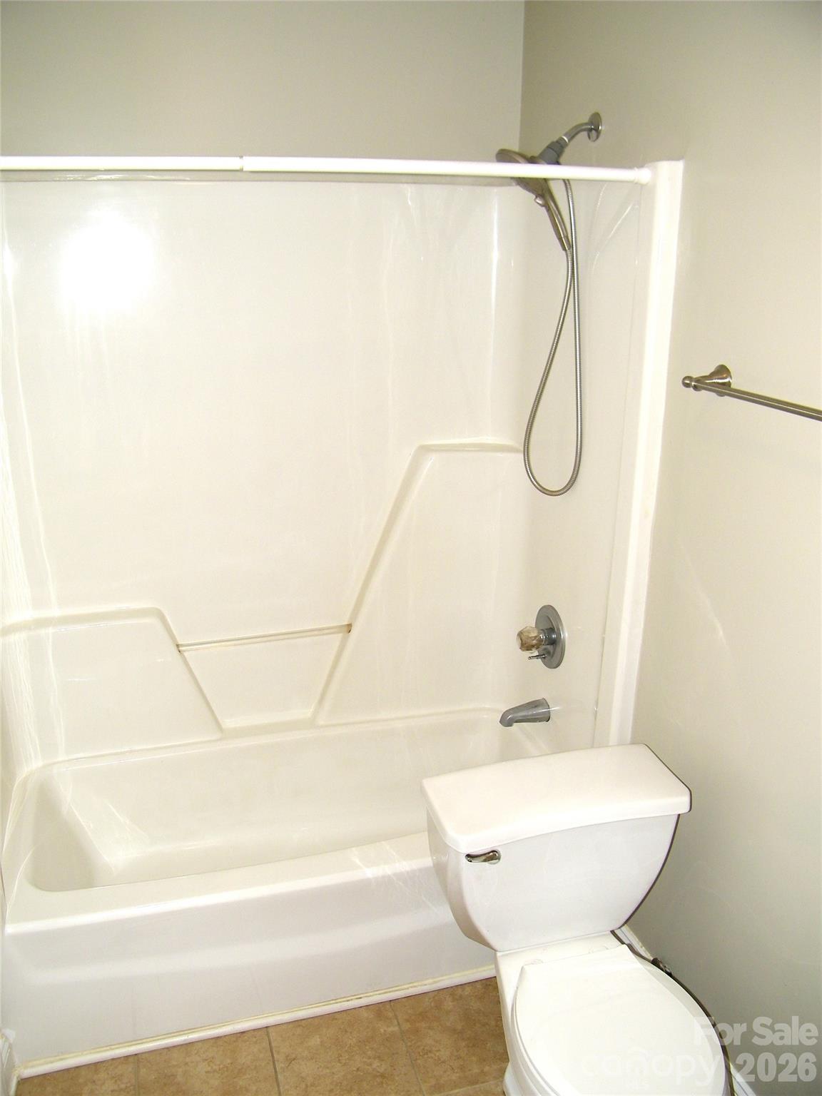 609 Redah Avenue Property Photo 28