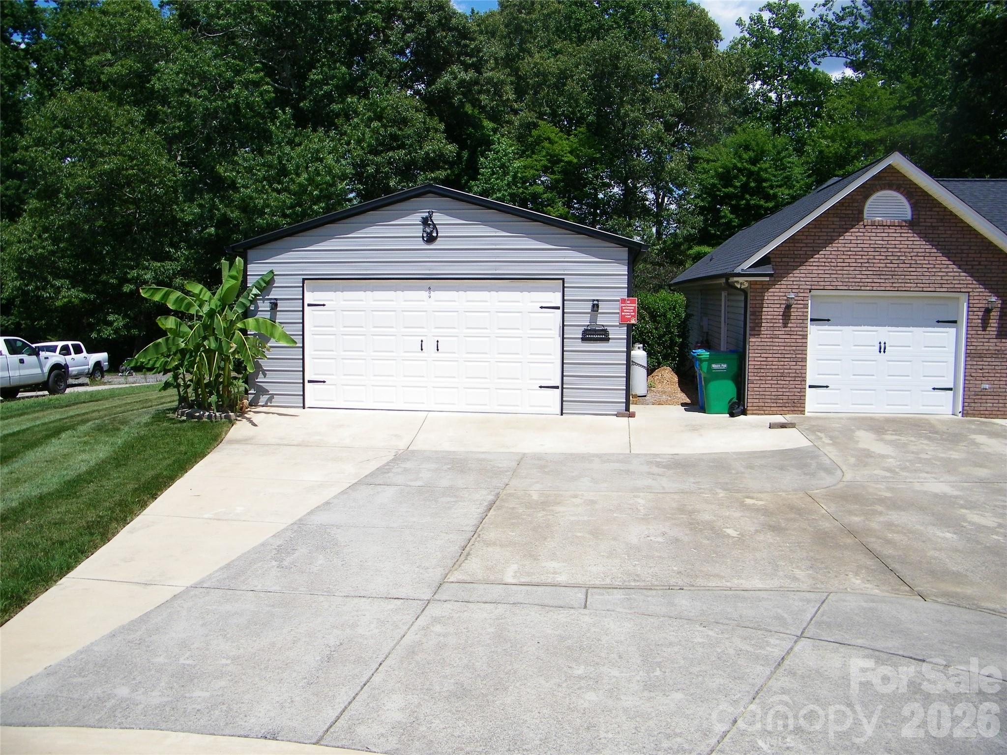 609 Redah Avenue Property Photo 36