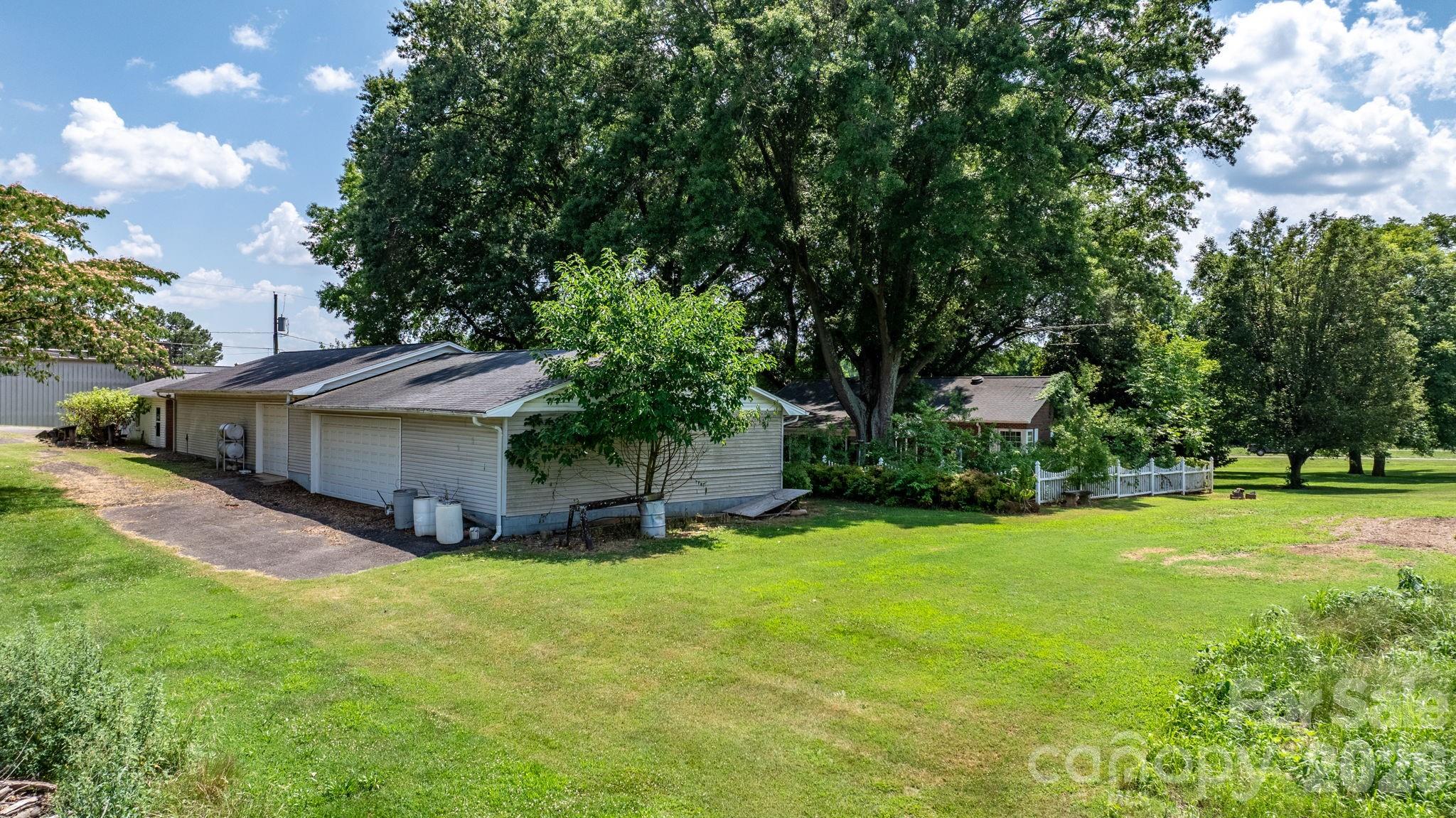 4002 Hickory Boulevard Property Photo 5