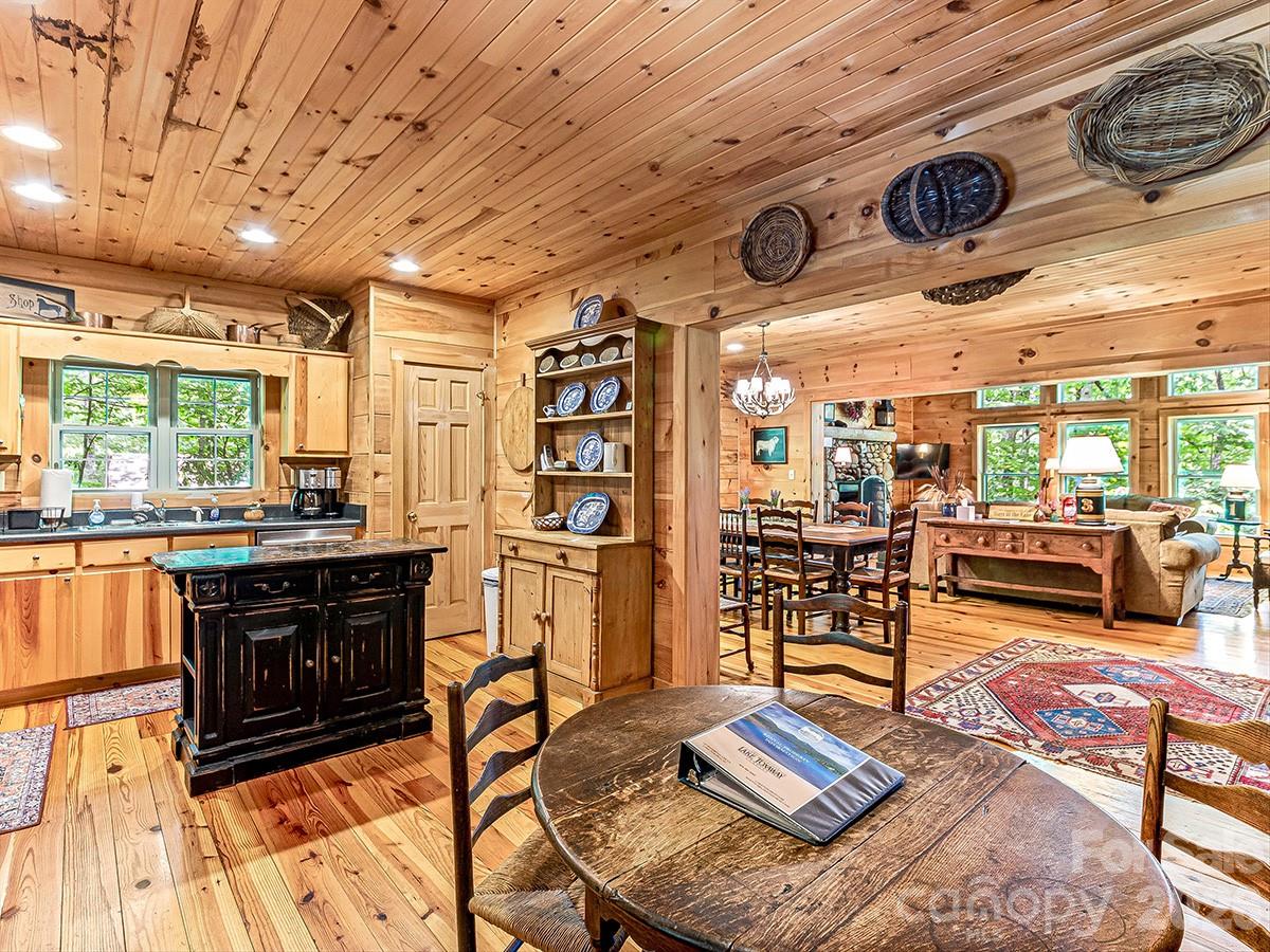 250 Fairway Drive Property Photo 7