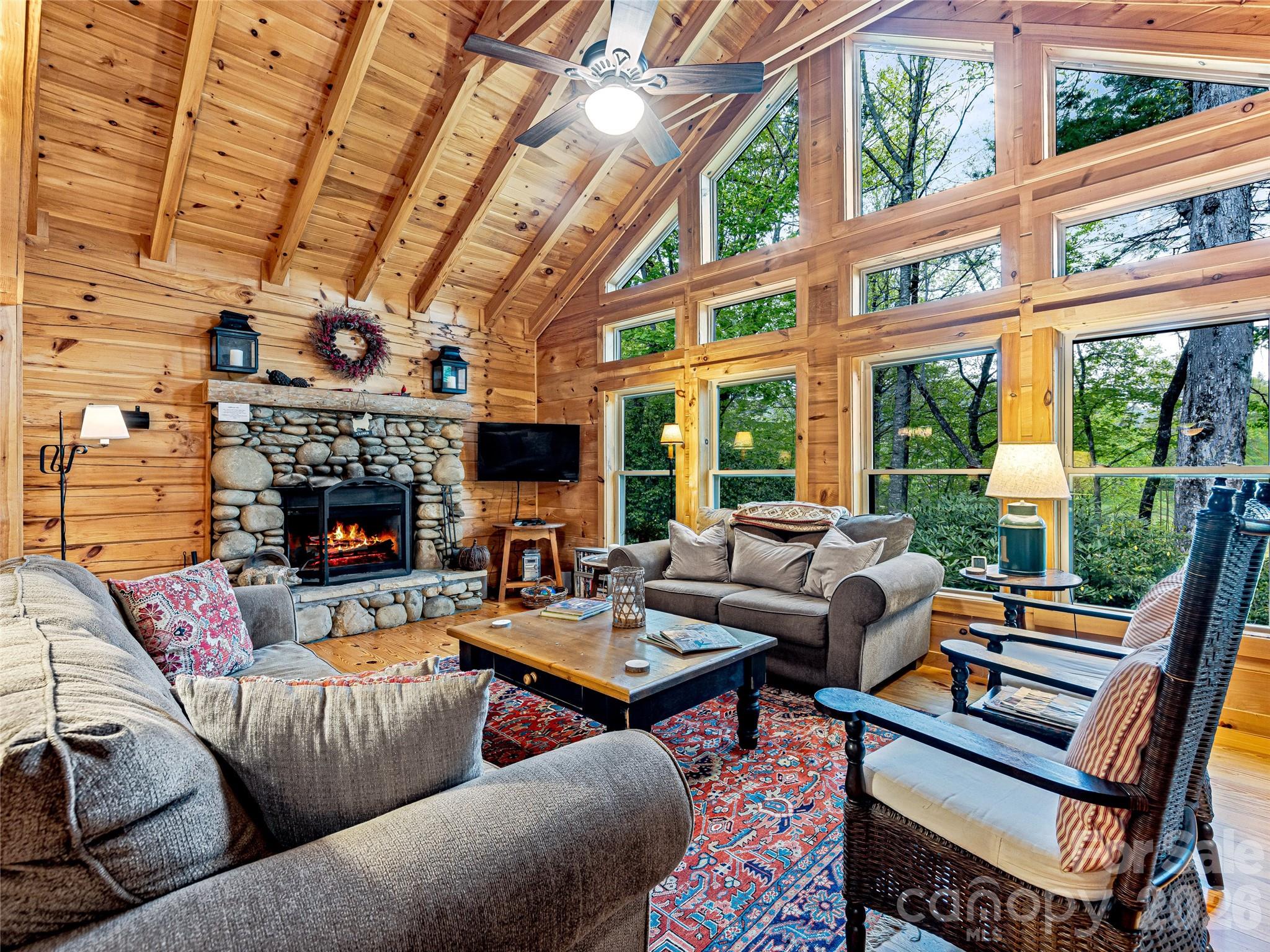 250 Fairway Drive Property Photo 15