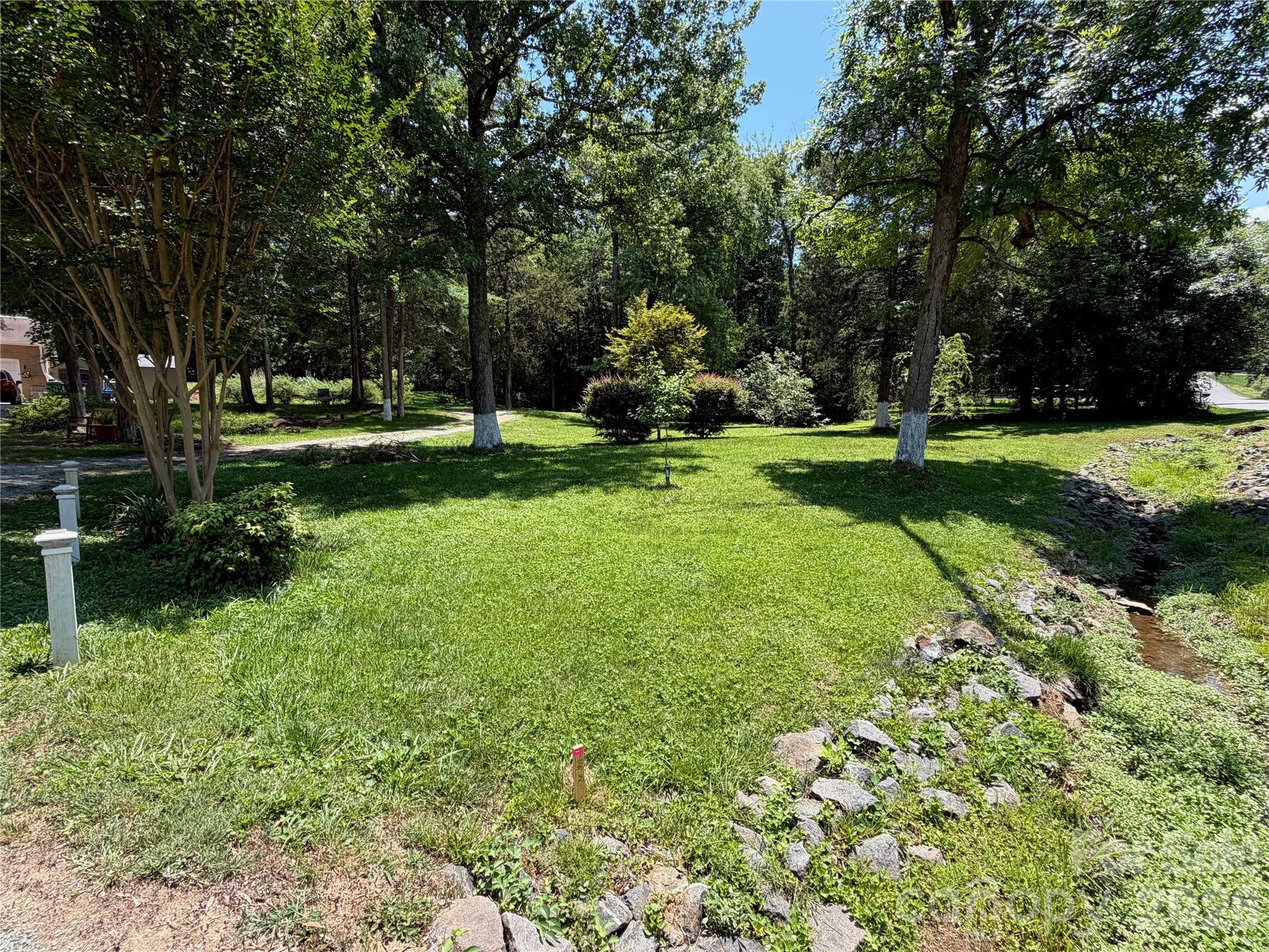 7322 Alamance Drive Property Photo 4