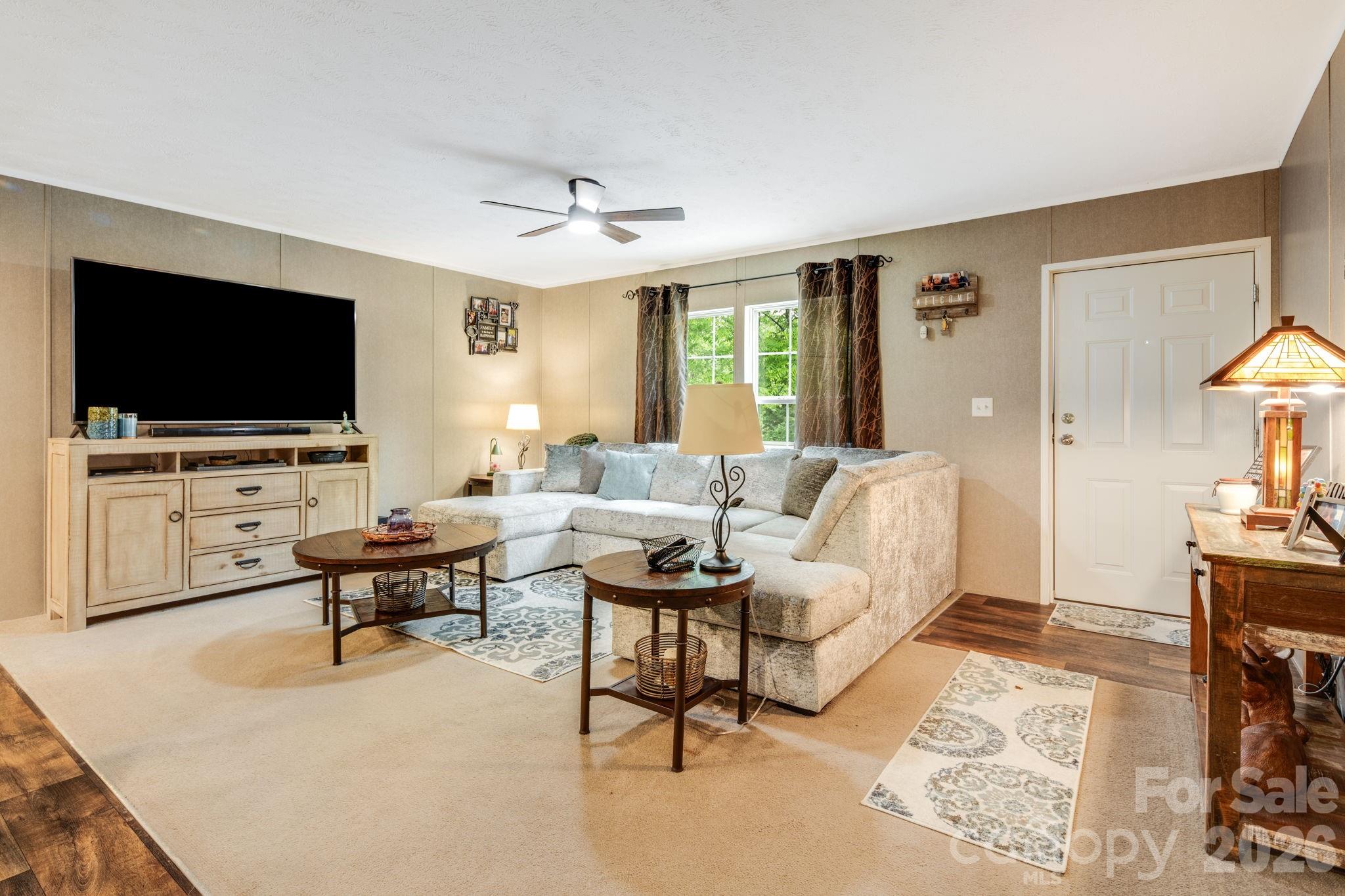 77 Star Flower Road Property Photo 5