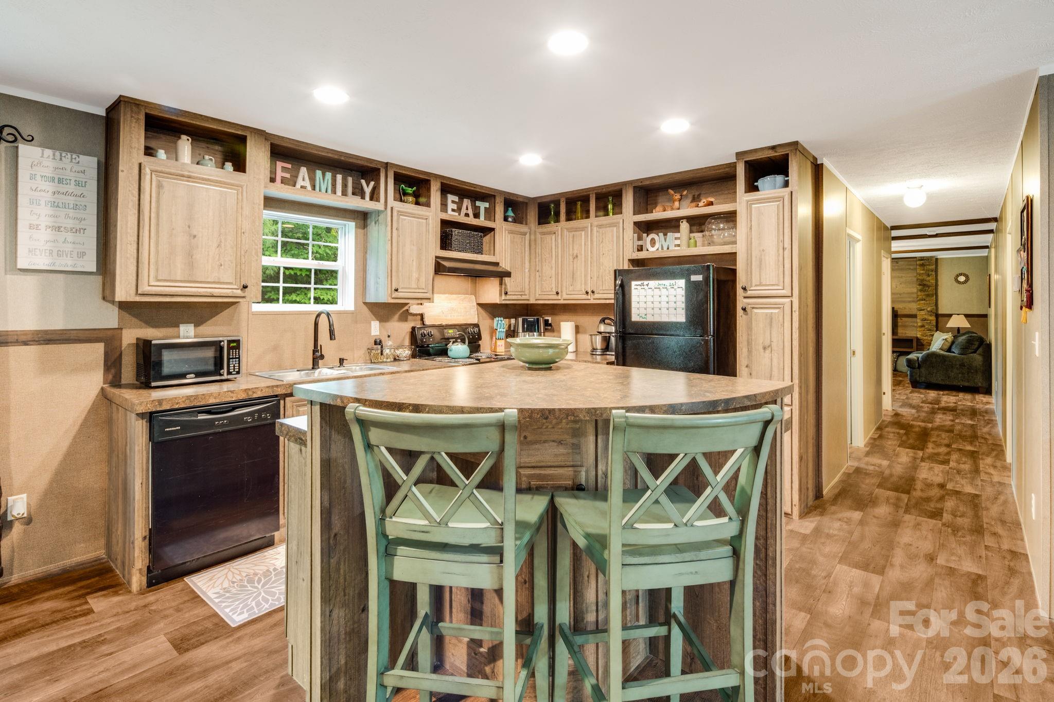 77 Star Flower Road Property Photo 8