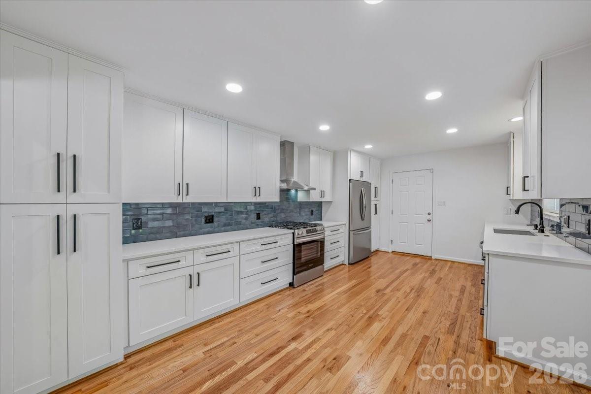 1512 Kinglet Drive Property Photo 17
