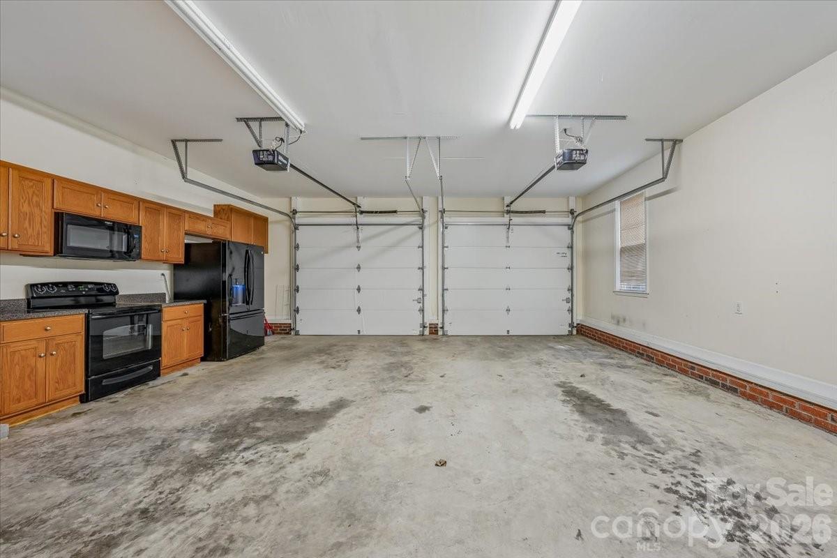 1512 Kinglet Drive Property Photo 34