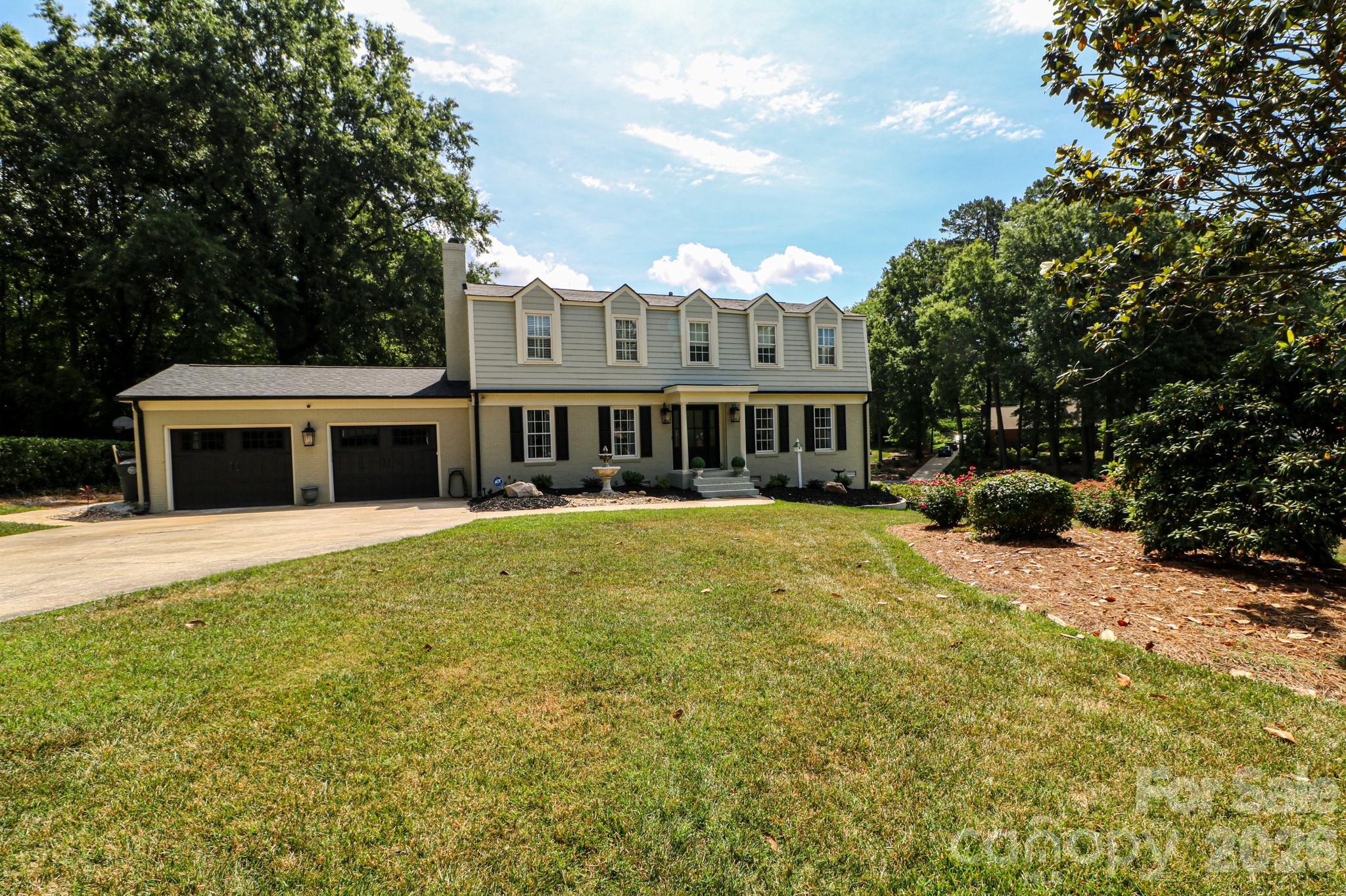 120 Wellington Drive Property Photo 2