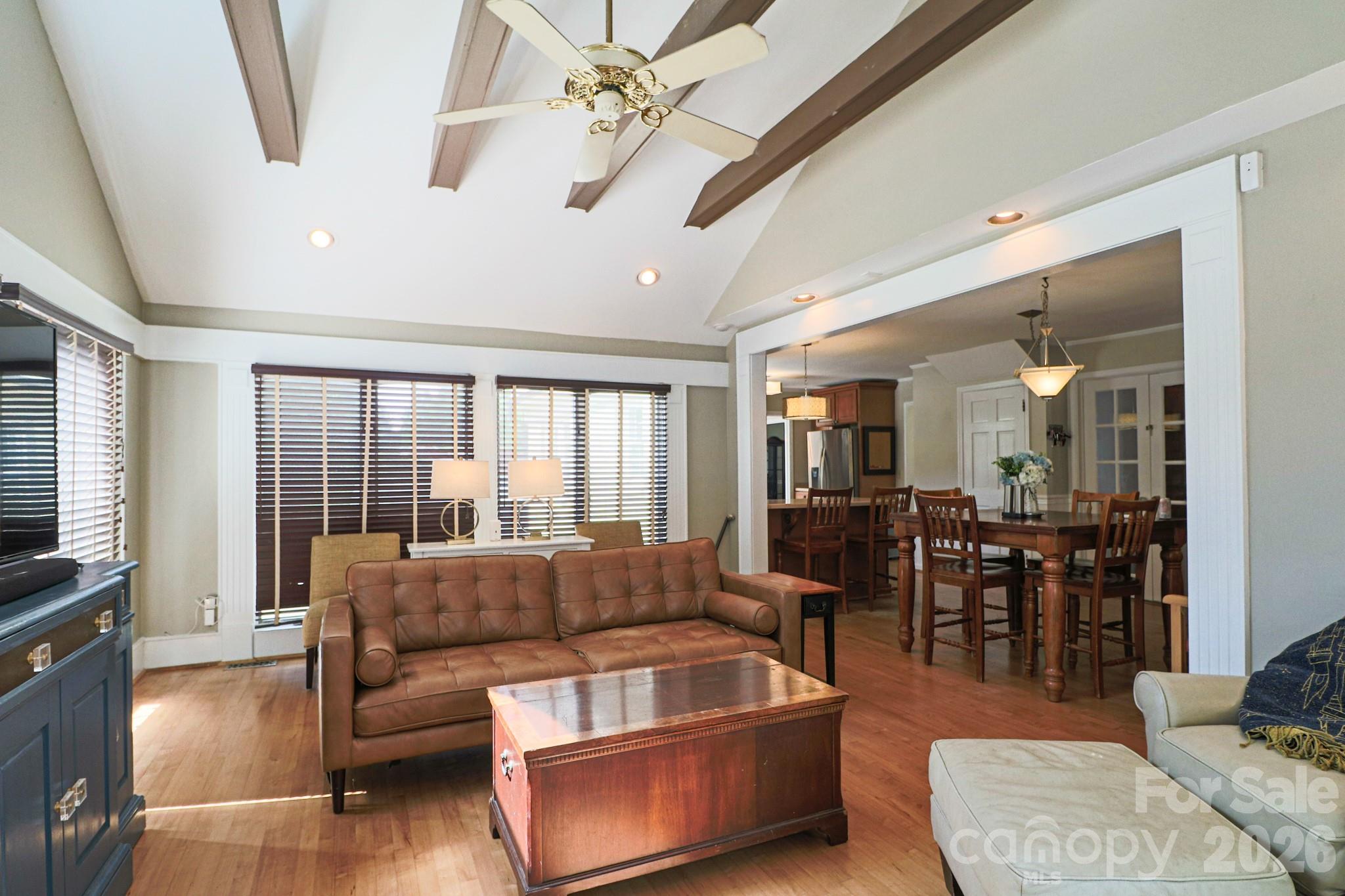 120 Wellington Drive Property Photo 16