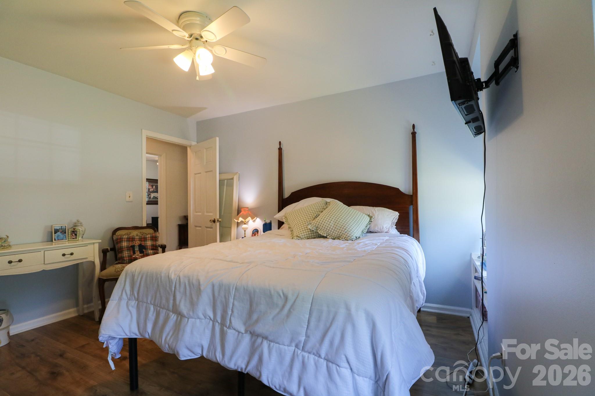 120 Wellington Drive Property Photo 25