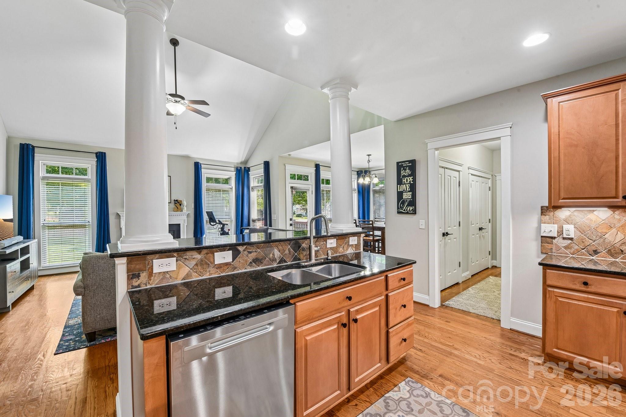 3106 Thayer Drive Property Photo 10