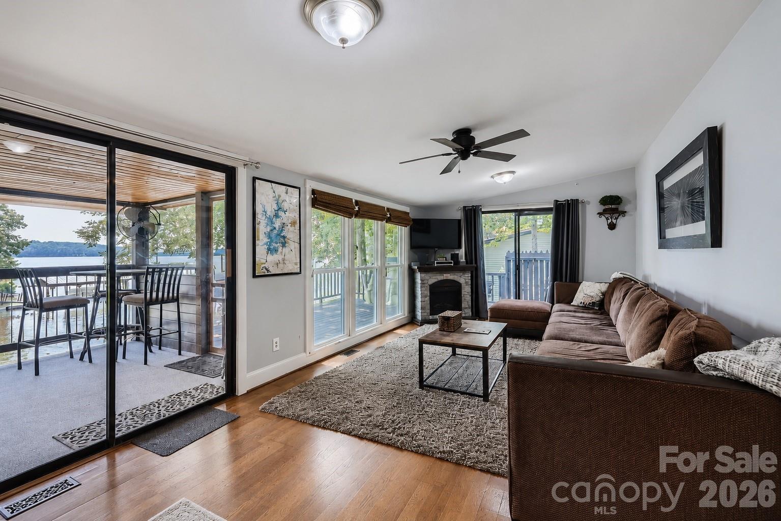 4580 Kiser Island Road Property Photo 4