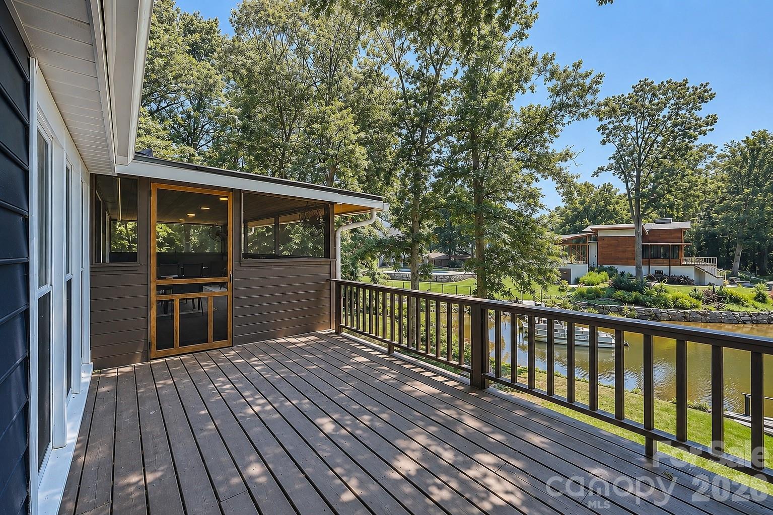 4580 Kiser Island Road Property Photo 14