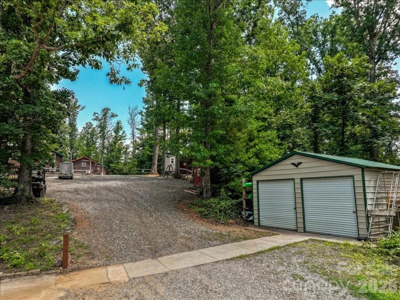 119 & 127 Deer Hill Lane Property Photo 13