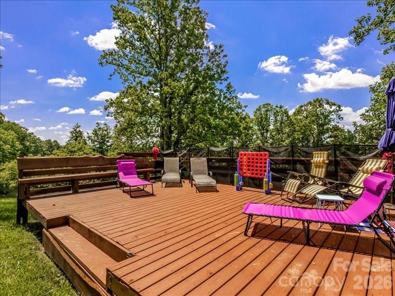 119 & 127 Deer Hill Lane Property Photo 18