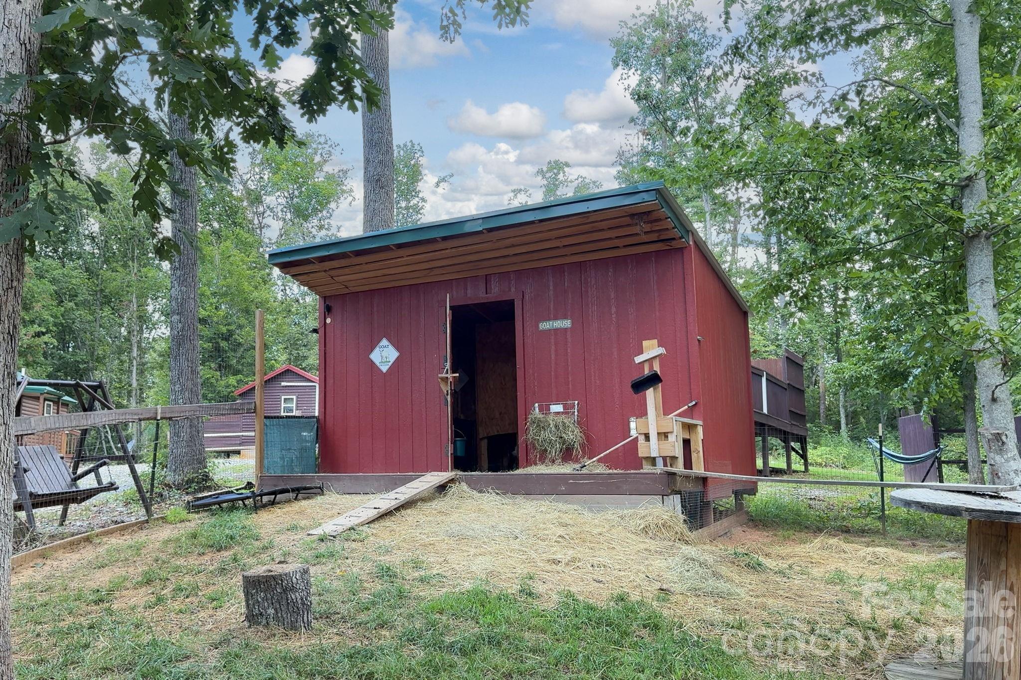119 & 127 Deer Hill Lane Property Photo 41