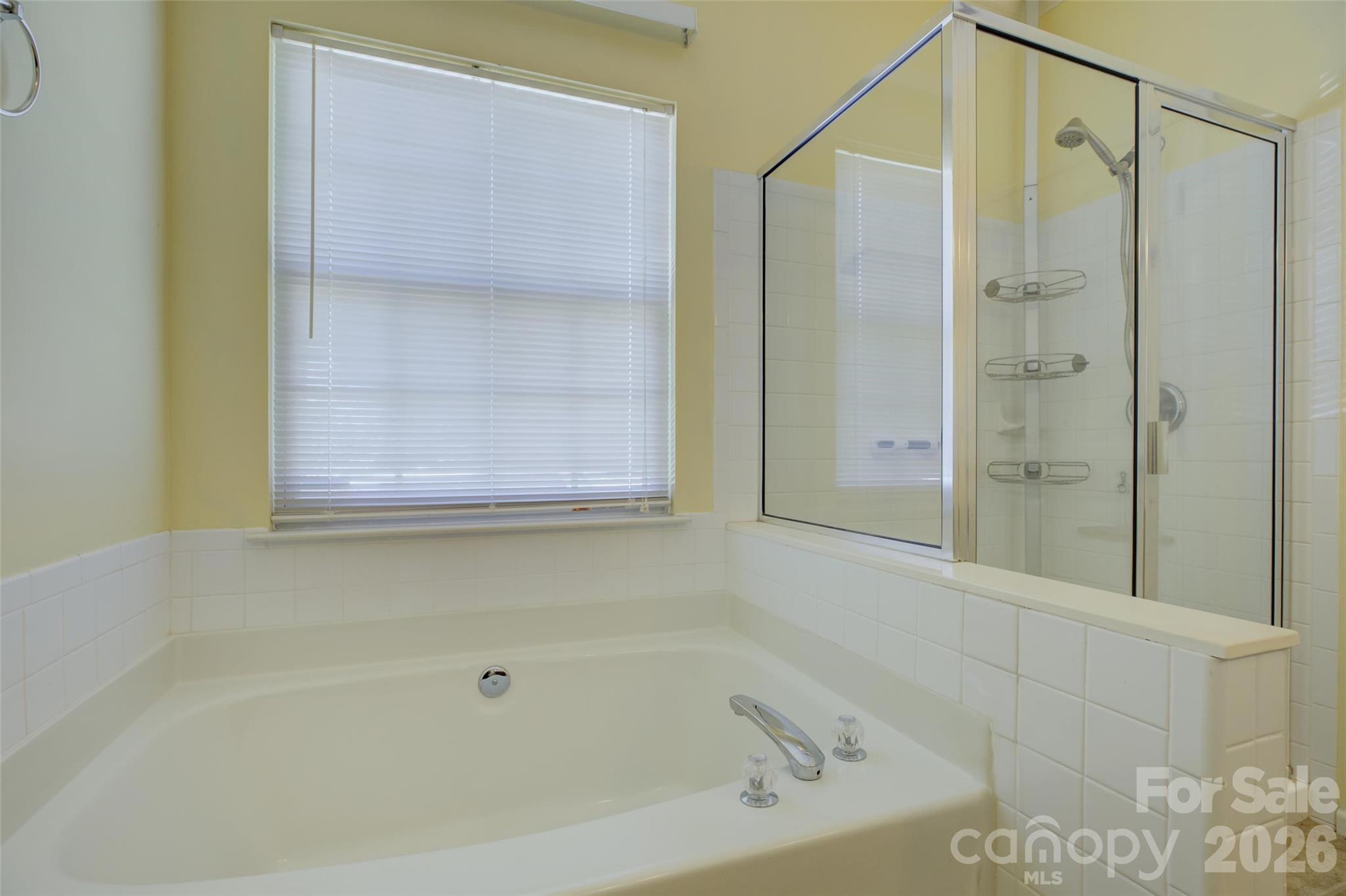11611 Knightsdale Drive Property Photo 18