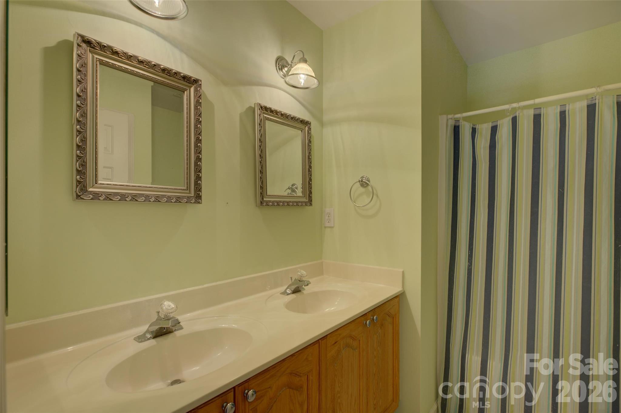 11611 Knightsdale Drive Property Photo 27