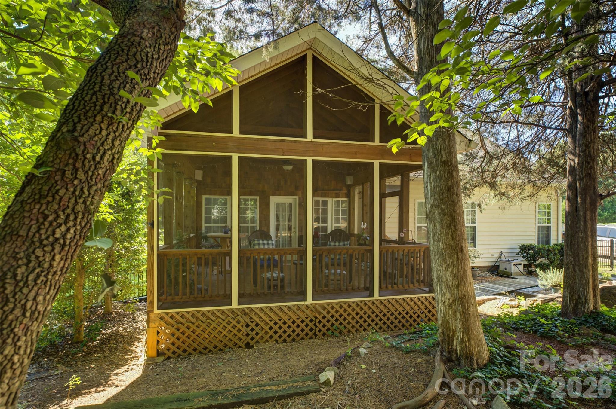 11611 Knightsdale Drive Property Photo 36
