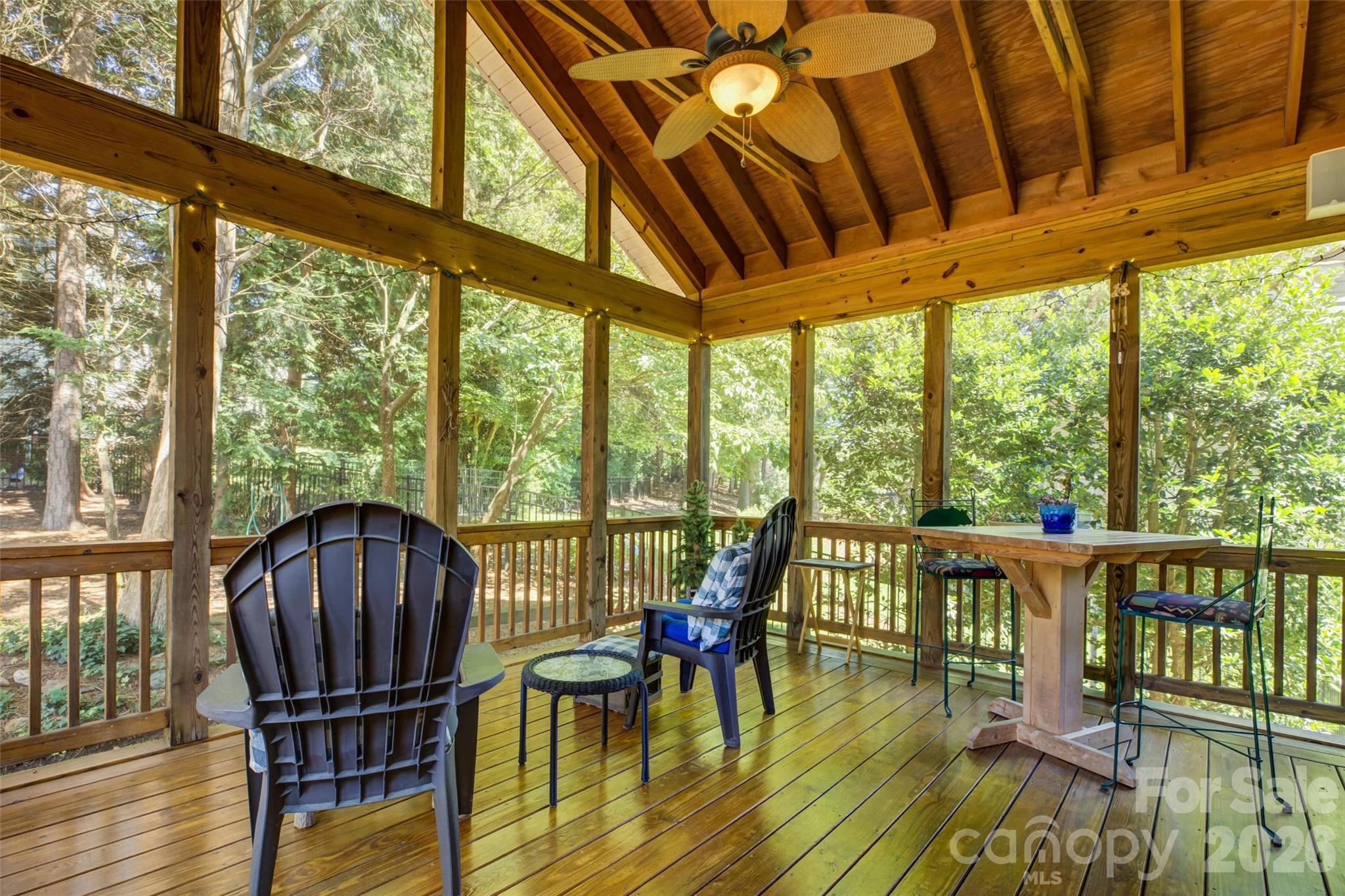 11611 Knightsdale Drive Property Photo 37