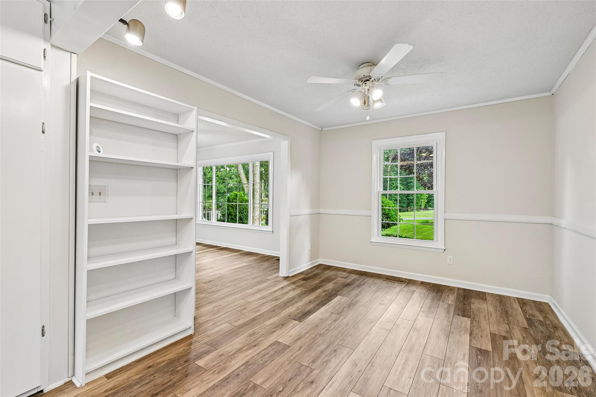 1621 N Oak Drive Property Photo 14
