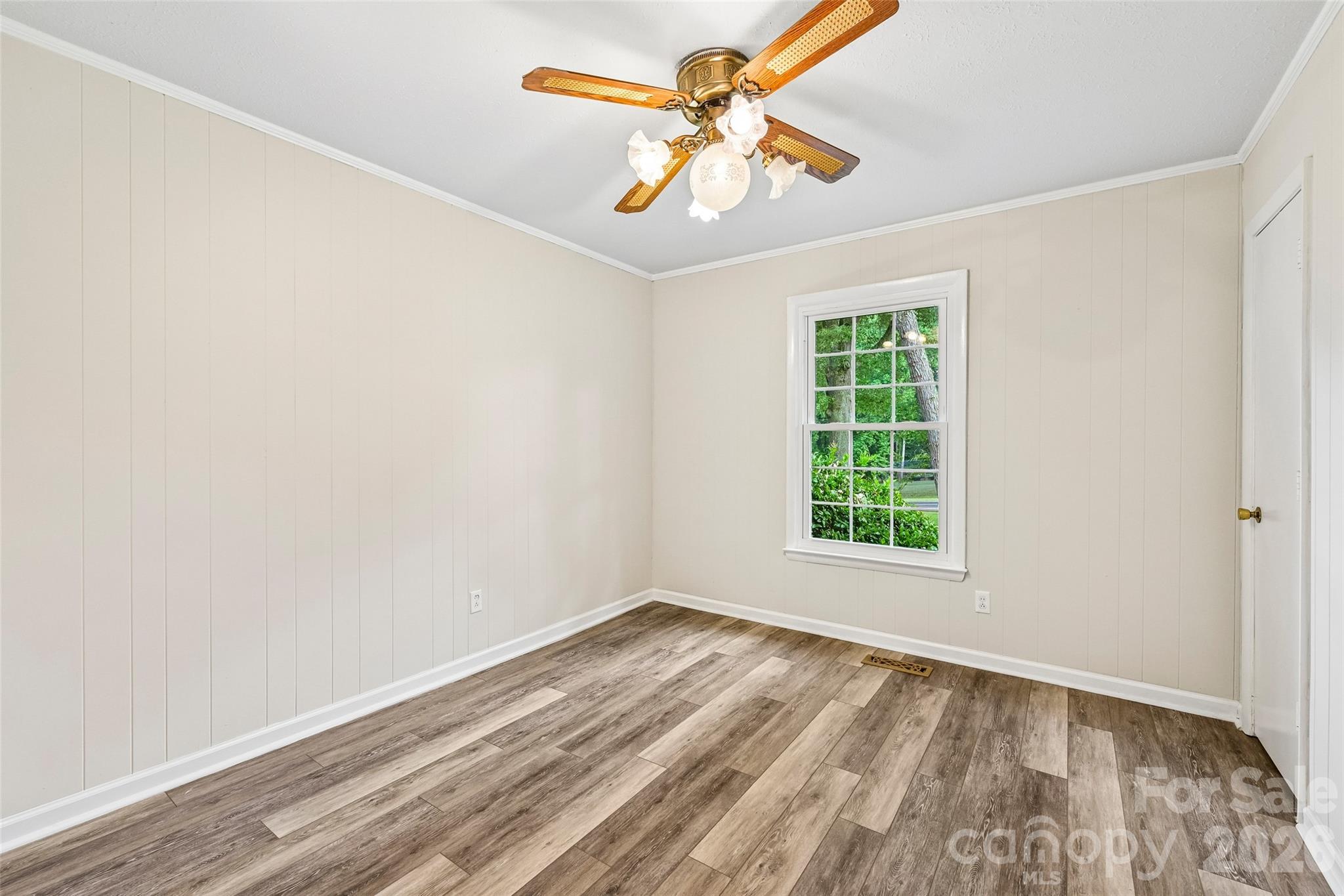 1621 N Oak Drive Property Photo 17