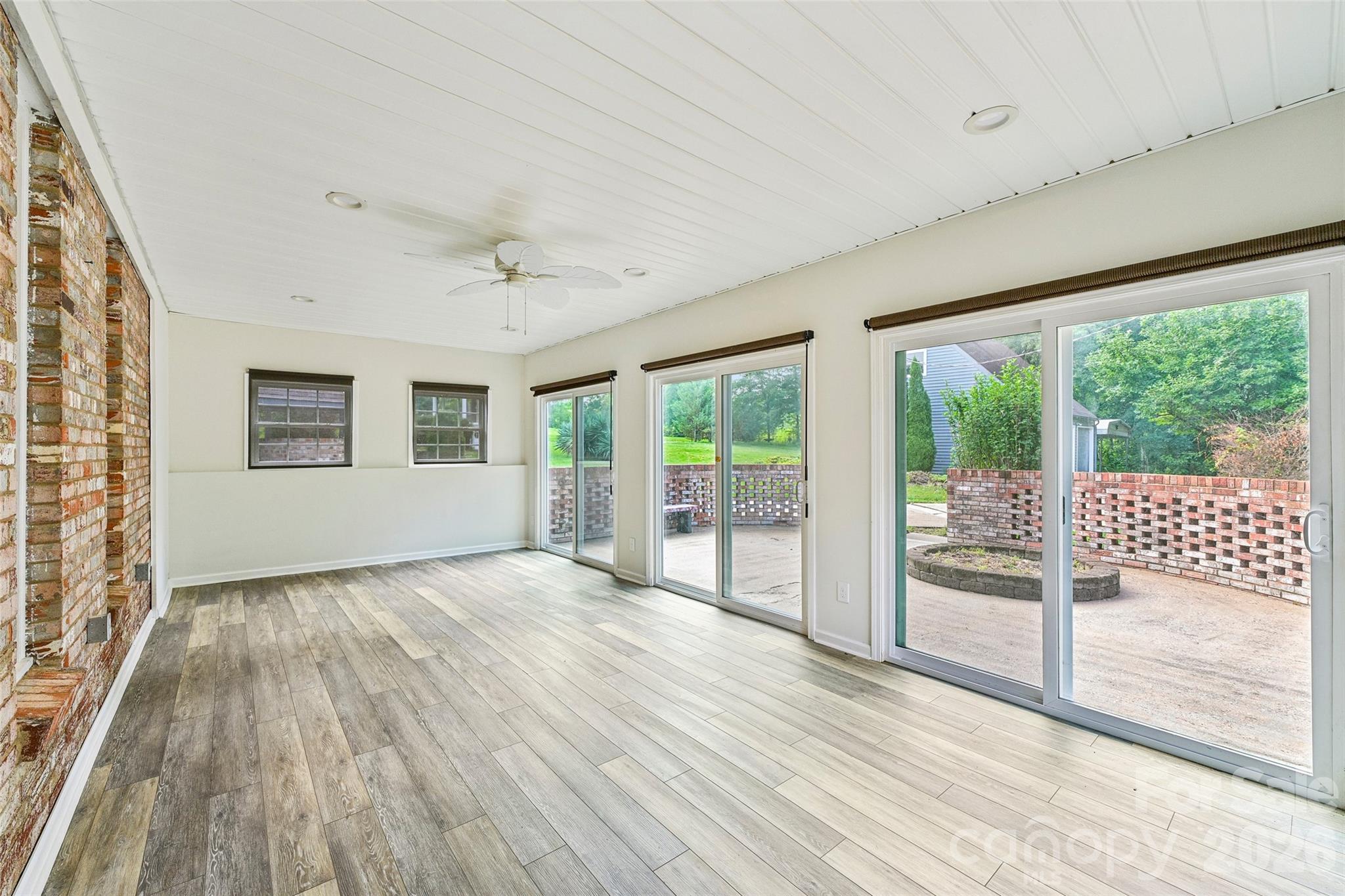 1621 N Oak Drive Property Photo 20