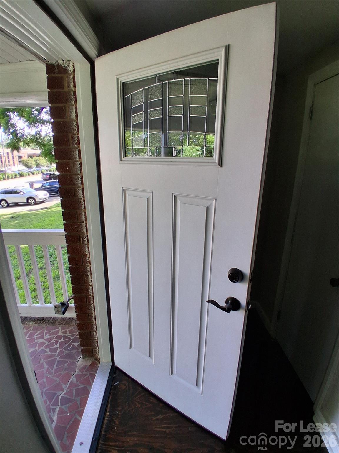 912 Berryhill Road Property Photo 3