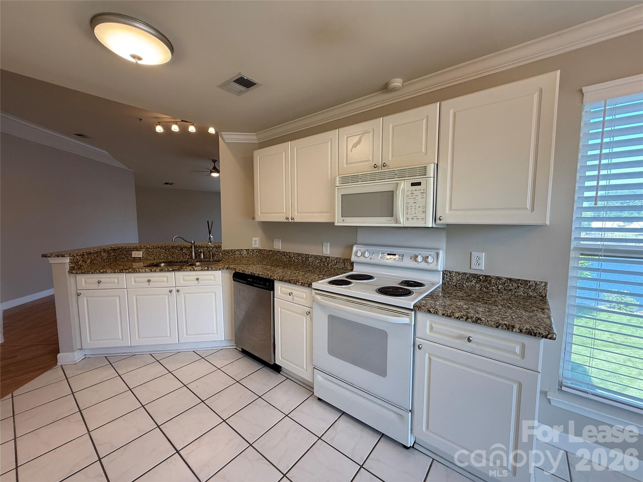 7834 Village Harbor Drive Property Photo 20