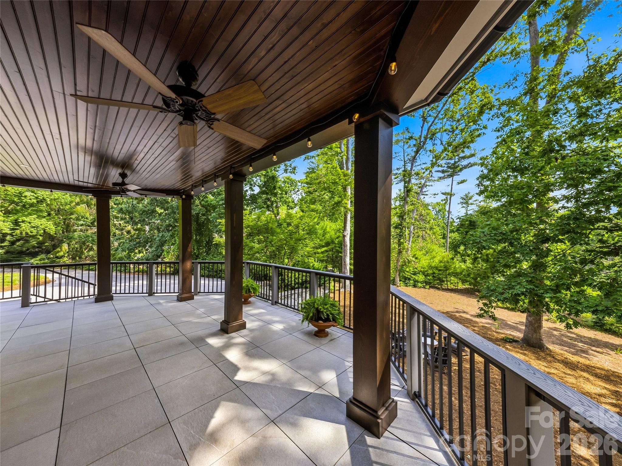 1 Cedar Chine Drive Property Photo 21