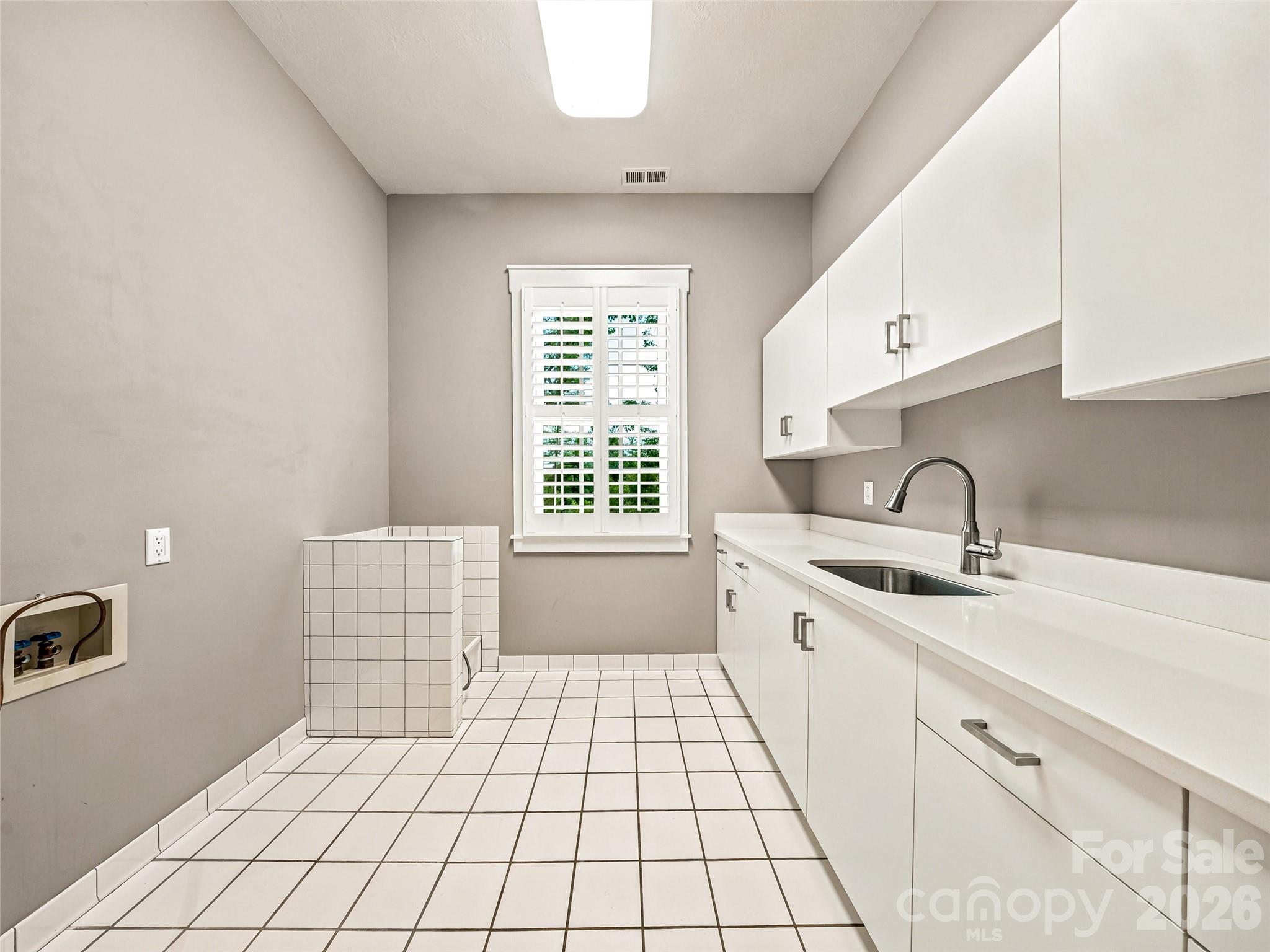 1 Cedar Chine Drive Property Photo 31