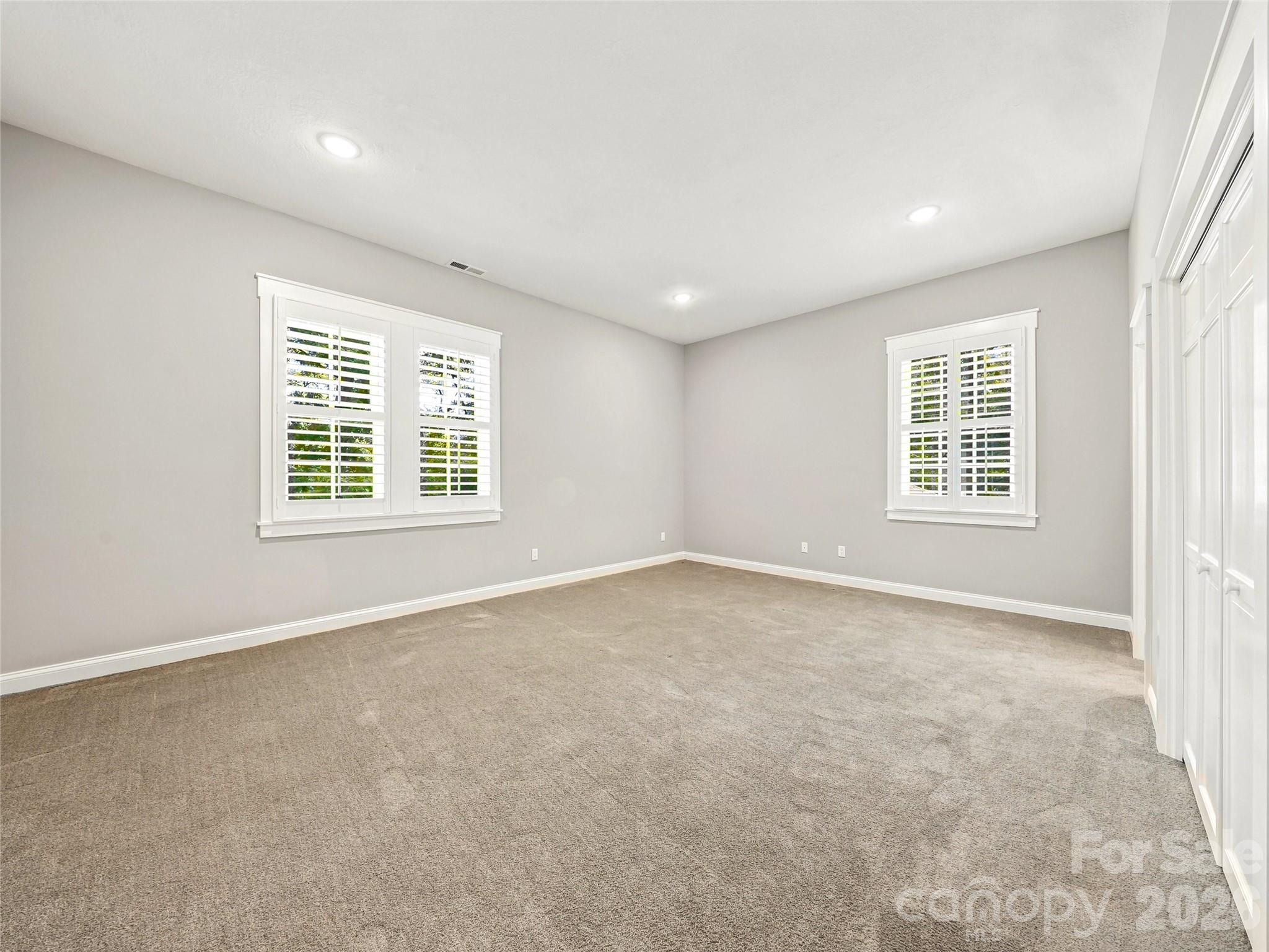 1 Cedar Chine Drive Property Photo 32