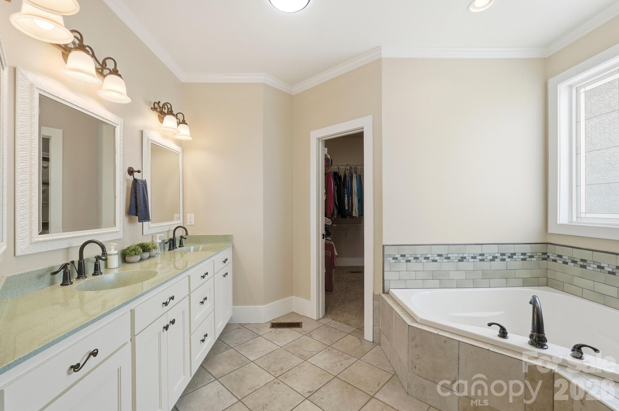 3048 Seagletown Road Property Photo 14