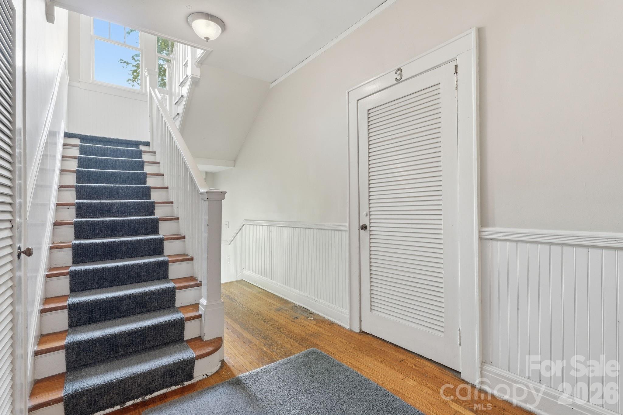 916 Bromley Road Property Photo 25