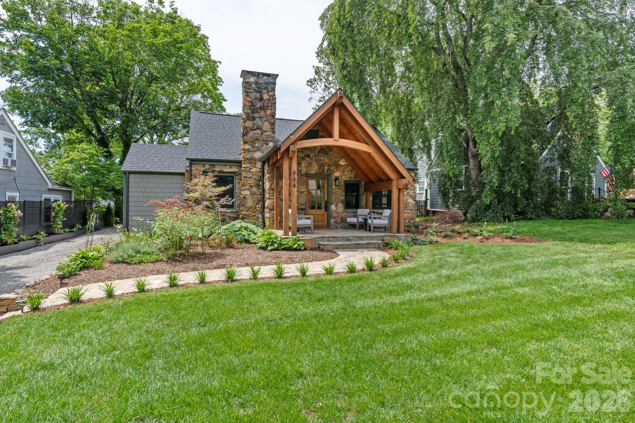 664 Lakeshore Drive Property Photo 2